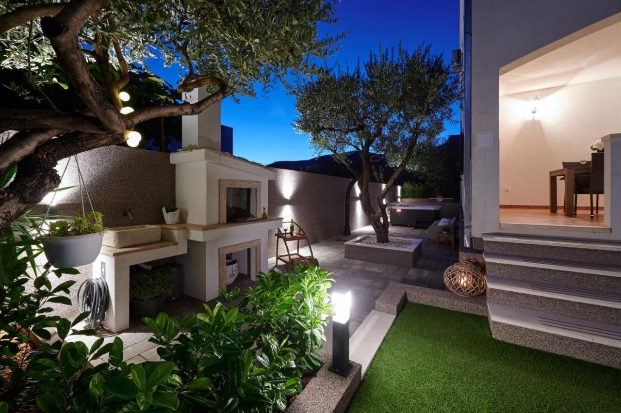 Villa Demonta تروغير المظهر الخارجي الصورة