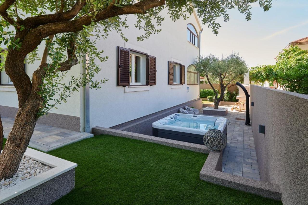Villa Demonta تروغير المظهر الخارجي الصورة