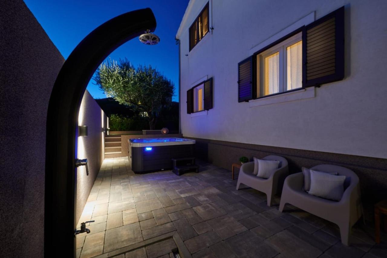 Villa Demonta تروغير المظهر الخارجي الصورة