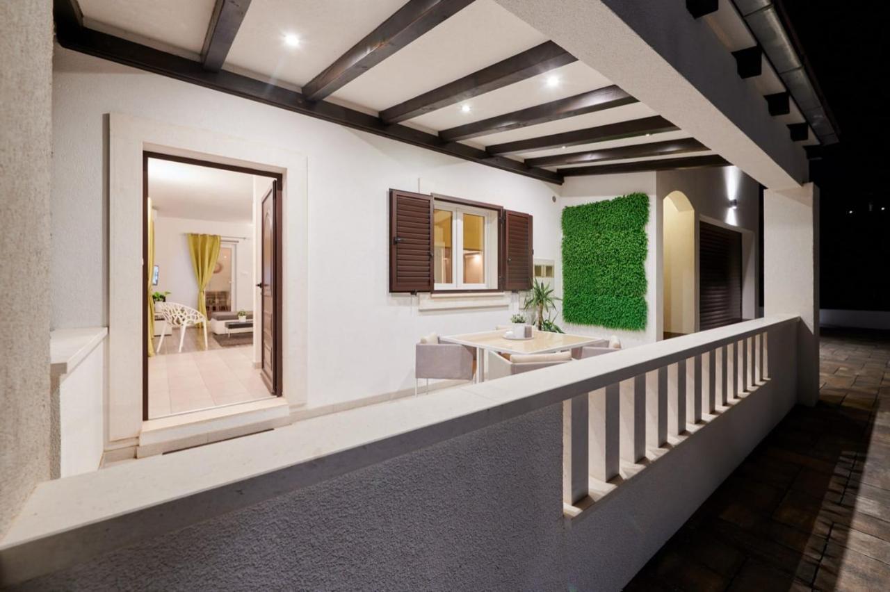 Villa Demonta تروغير المظهر الخارجي الصورة